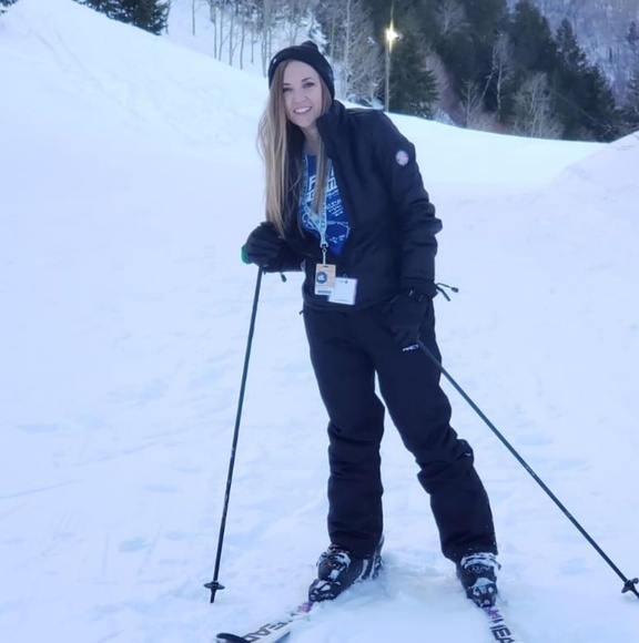 Meet your Posher, Aimee - Picture 4 of 4